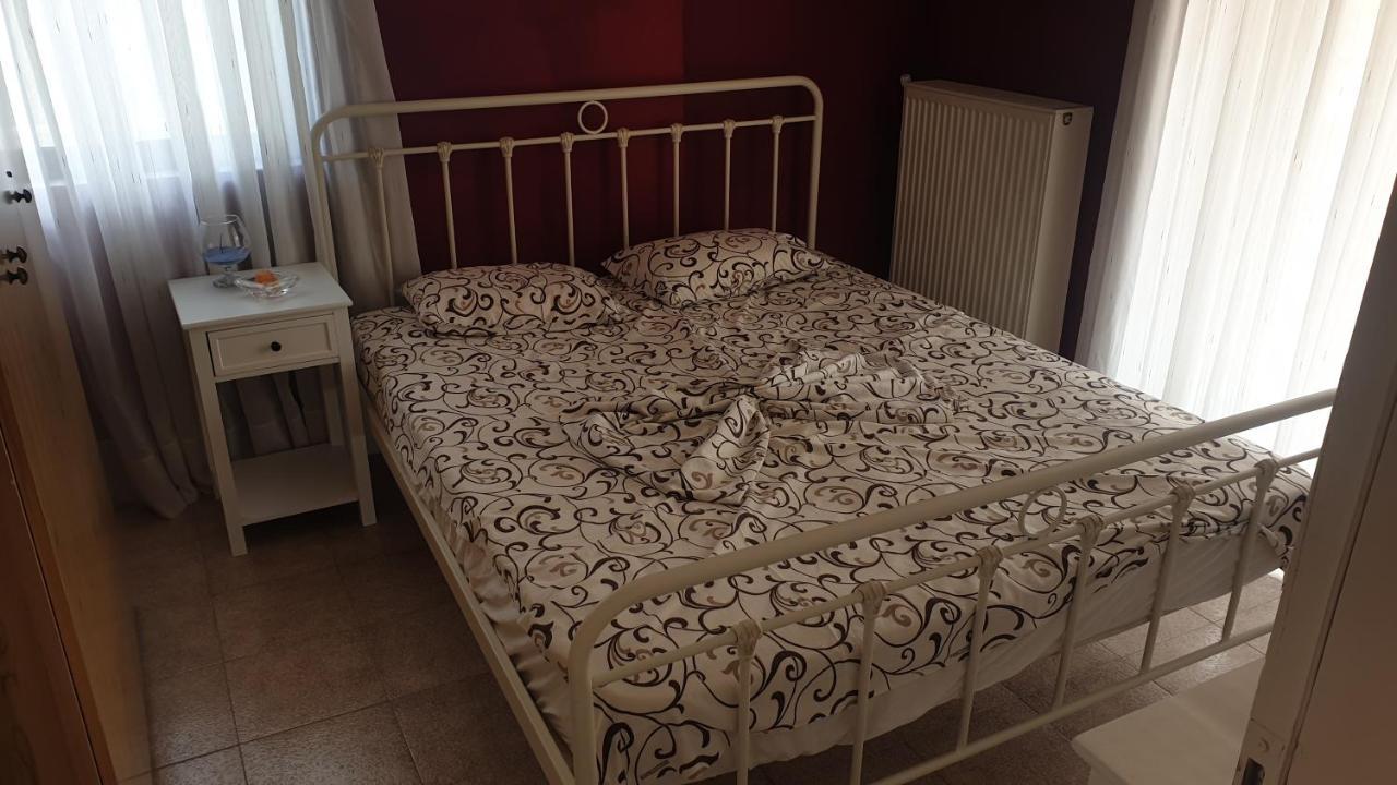 Gouris Appartements Nea Kallikrateia Exterior foto